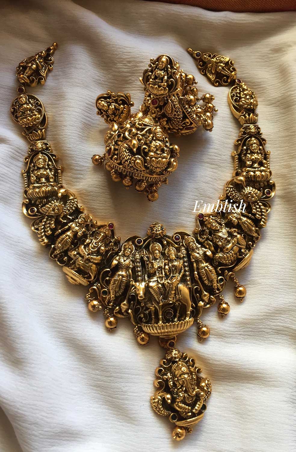 Antique  finish lord Shiva parvathi intricate work neckpiece 